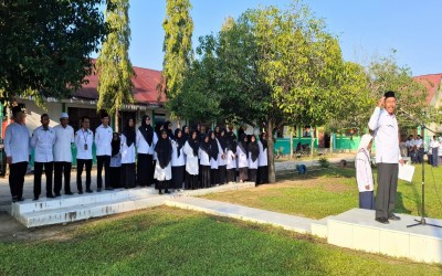 Amanat Terakhir Kepala Madrasah, Drs Idris, SPdI, Tandai Momen Perpisahan di MTsN 2 Aceh Timur