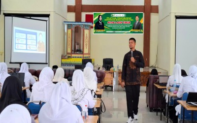 Pembelajaran Tak Sekadar Menghafal, Dr. Marzuki Paparkan Kurikulum Berbasis Cinta dan Deep Learning dalam Pelatihan PKB MTsN 2 Aceh Timur